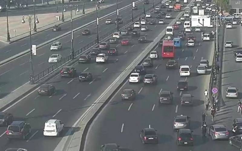 Bakıda bu yollarda tıxac var - SİYAHI