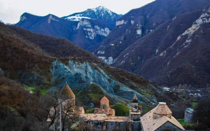 Zar kəndinin təməli qoyuldu