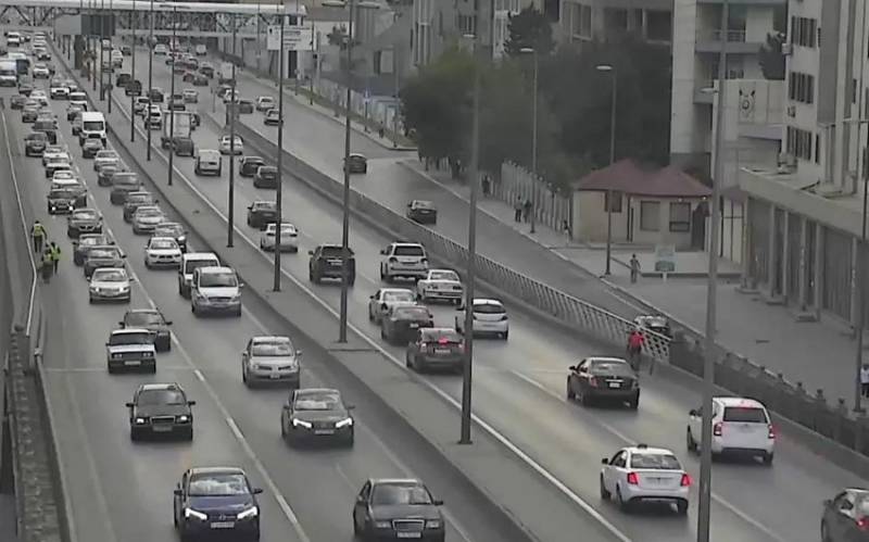 Bakıda bu yollarda tıxac var - SİYAHI