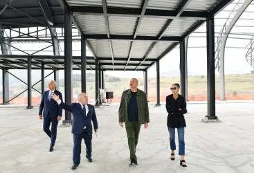 Prezident və birinci xanım Laçın hava limanında