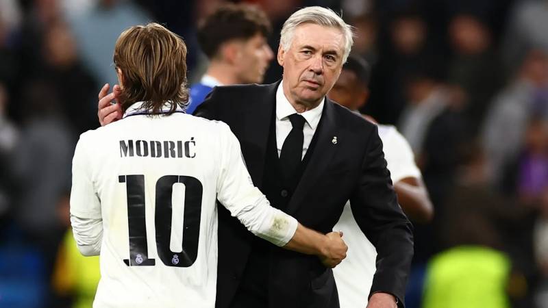 Luka Modriç \"Real\"dan gedir? - Ançelotti açıqladı