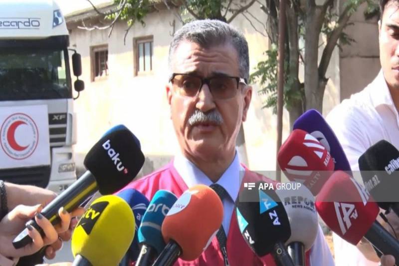 \"İlkin mərhələdə Xankəndinə 40 ton un göndərilir\" - Novruz Aslan