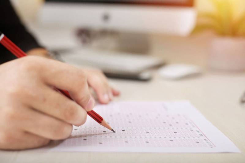 Dövlət İmtahan Mərkəzində rəqəmsal SAT imtahanı keçirildi
