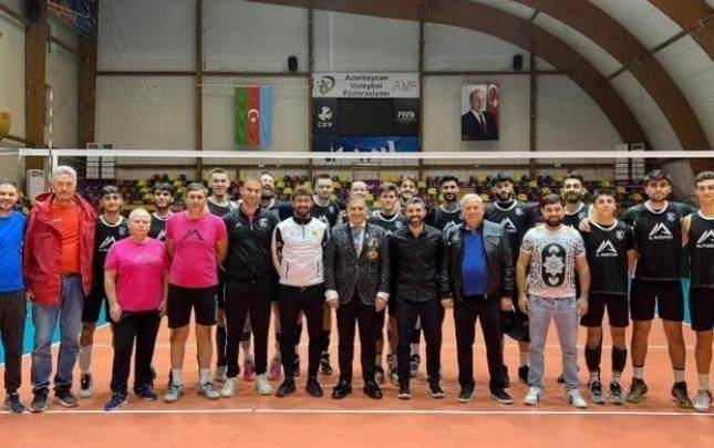 Federasiya ciddi maddi problemlə üzləşən 2 klubla bağlı açıqlama yaydı