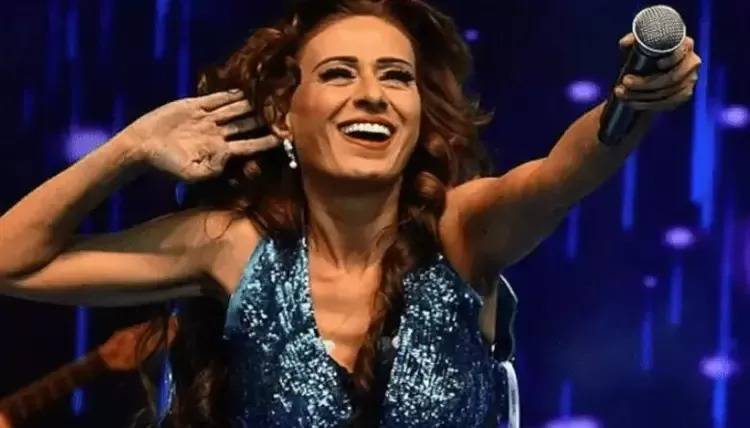 Yıldız Tilbə səhnədə hər kəsi təəccübləndirdi