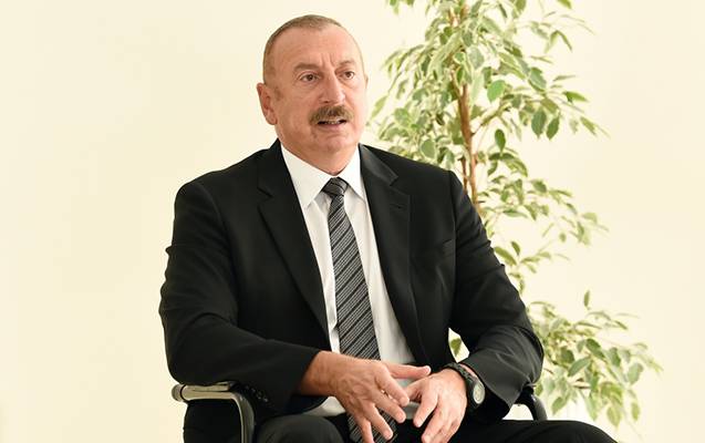 “Əsas amillərdən biri dövləti daxili işlərə müdaxilədən qorumaqdır” - Prezident