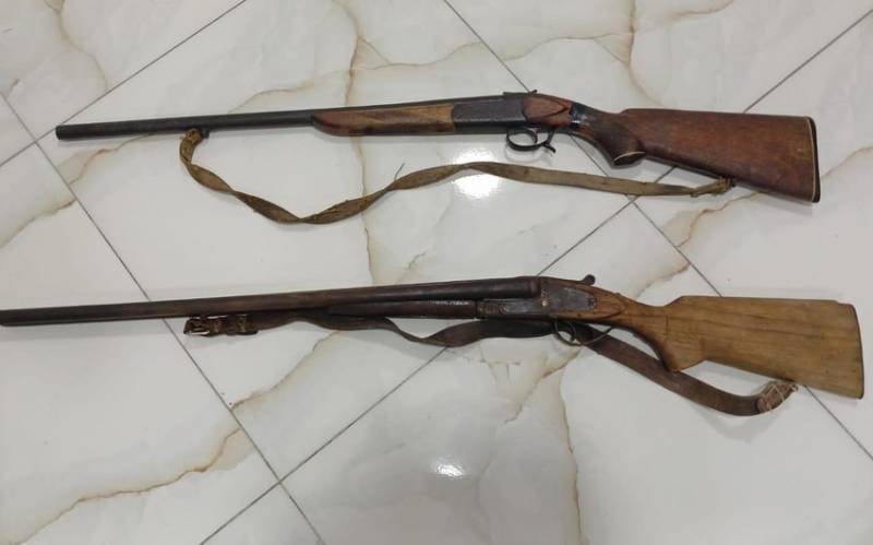 Qanunsuz saxlanılan silahlar polisə təhvil verildi 