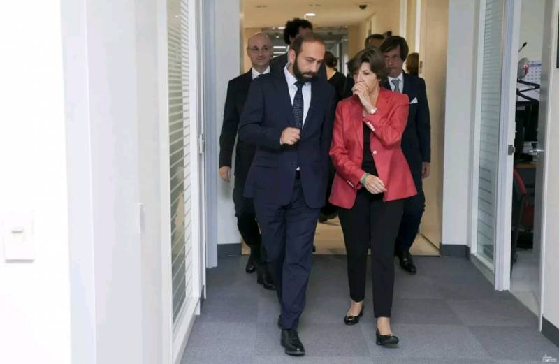 Mirzoyan fransalı həmkarı ilə nələrdən danışdı... 