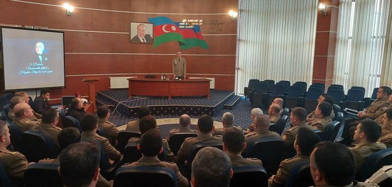 FHN Lider Heydər Əliyevin anım günü ilə əlaqədar tədbirlər keçirdi - FOTOLAR