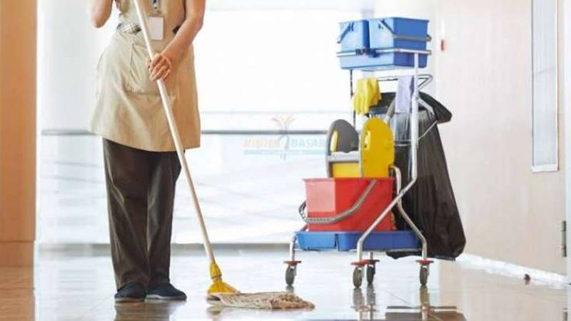 1800 manata xadimə işlədiyi evdən oğurluq etdi