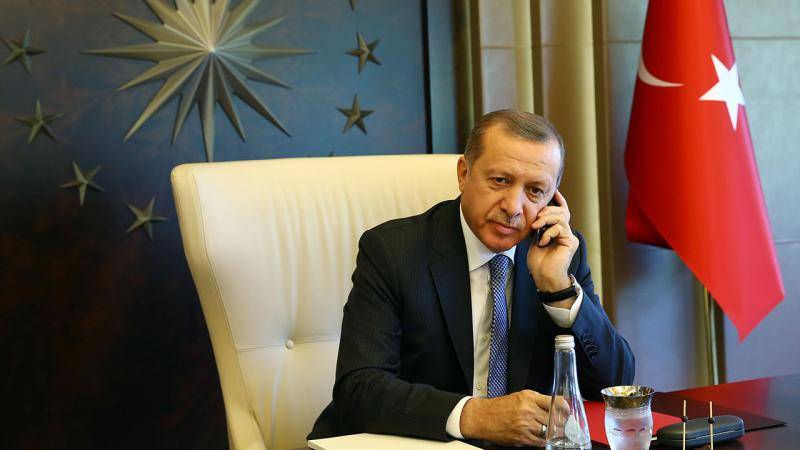 Ərdoğan döyülən hakimə zəng etdi - VİDEO