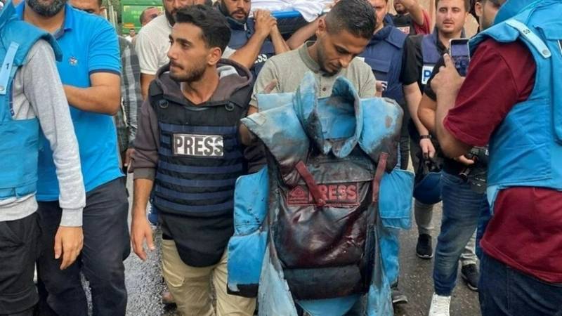 İsrailin hücumları nəticəsində daha bir jurnalist həyatını itirdi