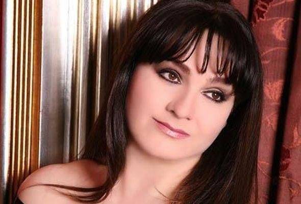 Məlahət Abbasova heç yerdə olmayan FOTOlarını paylaşdı