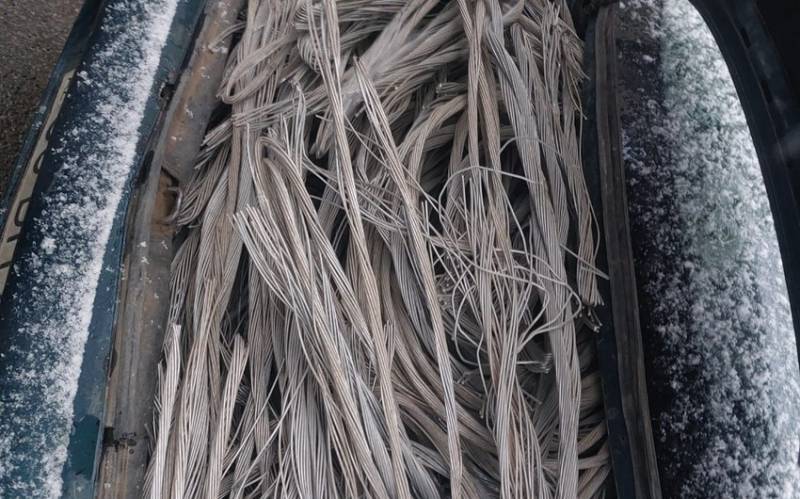 Elektrik naqilləri oğurlayan şəxslər saxlanıldı