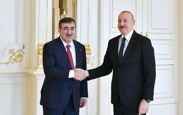 Prezident Cevdet Yılmazı qəbul etdi - FOTO