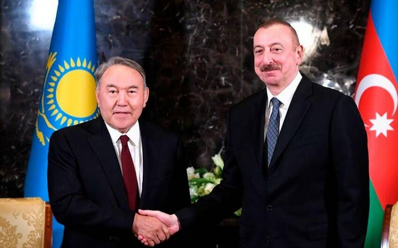 Nazarbayev İlham Əliyevi təbrik etdi 