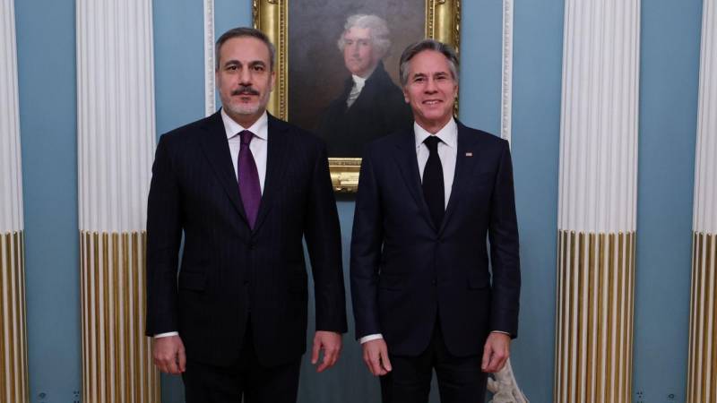 Fidan Blinkenlə telefonda DANIŞDI