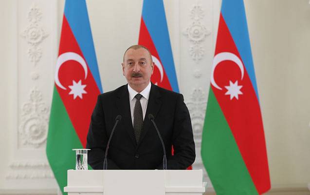 İlham Əliyev Azərbaycan xalqını təbrik etdi