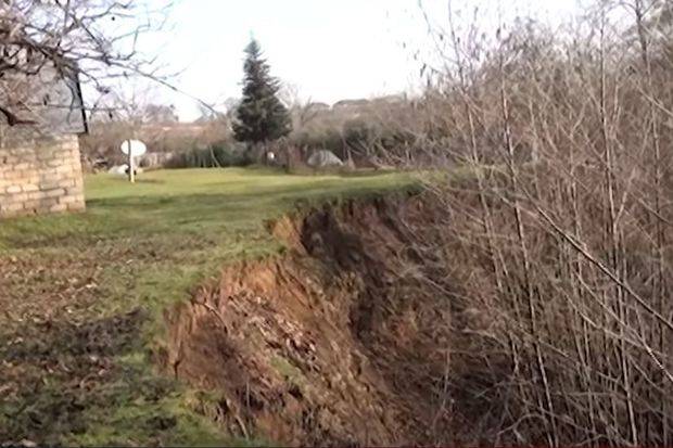 Qapıya qədər gəlib çatan təhlükə - VİDEO