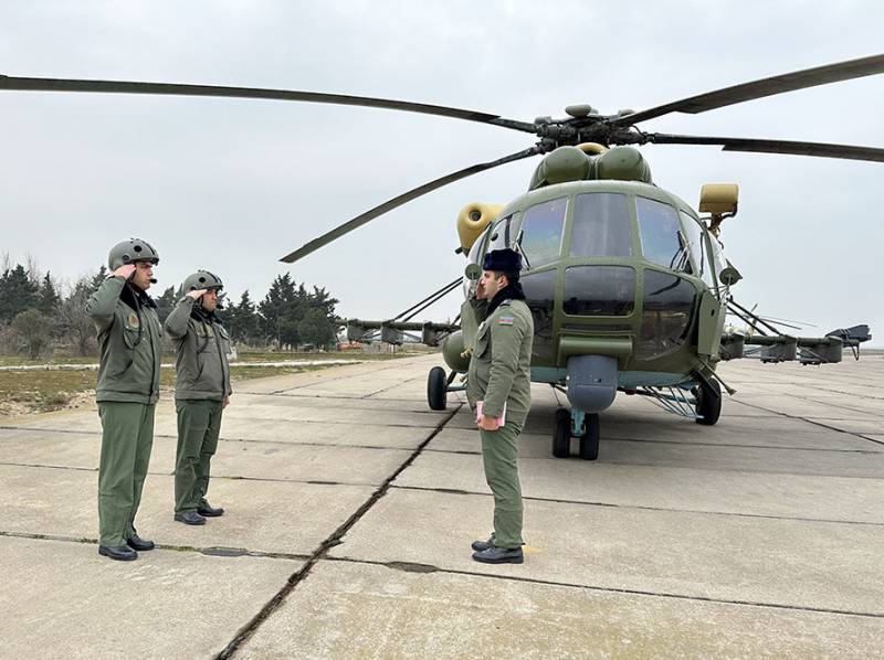 Azərbaycan Ordusunda keçirilən məşğələlərdən görüntüləri - VİDEO
