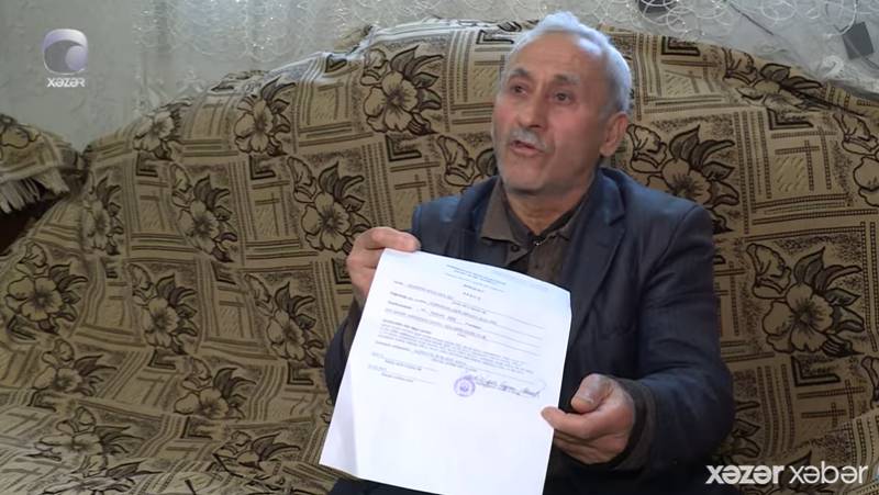 Azərbaycanda qəribə hadisə: Xəbəri olmadan evinə 2 nəfər qeydiyyata düşüb - VİDEO