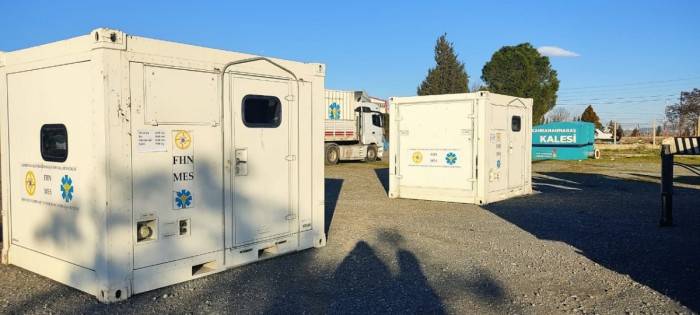 FHN Kahramanmaraşda mobil səhra hospitalı quraşdırır