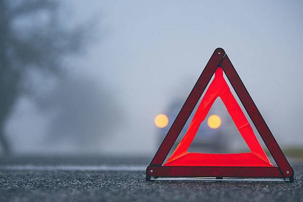 Bakıda polis maşını qəzaya düşdü - FOTO