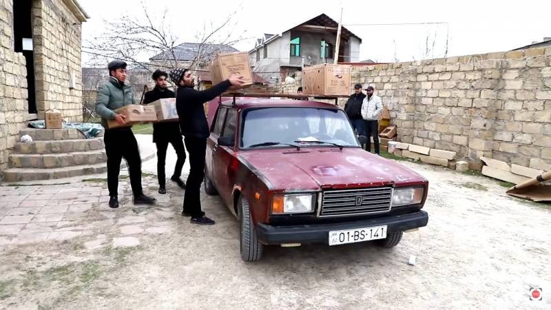 Maşını ilə yardım daşıyan Sərvər Türkiyəyə gedəcək - VİDEO