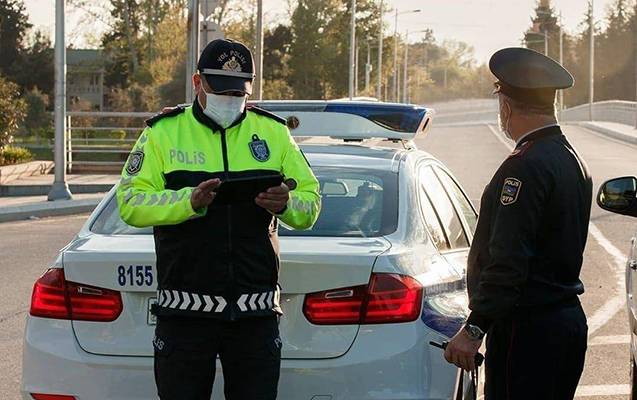 Küçədə cərimə yazılan şəxsi ələ saldı - Həbs edildi