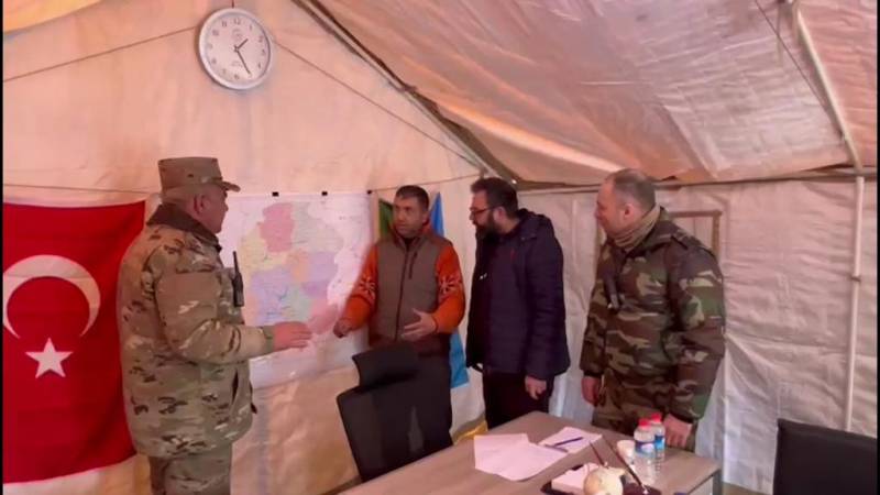 FHN-in zəlzələ bölgəsindəki qərargahında toplantı keçirildi - FOTO/VİDEO