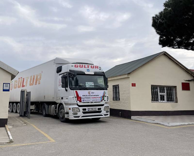 Azərbaycan Müdafiə Nazirliyi Türkiyəyə növbəti yardım göndərdi - FOTO