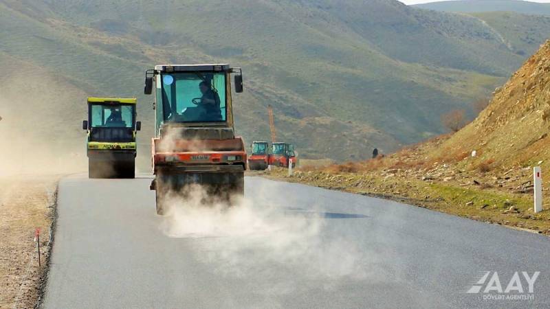 Giləzi qəsəbəsində yolun əsaslı təmiri davam edir - VİDEO/FOTO