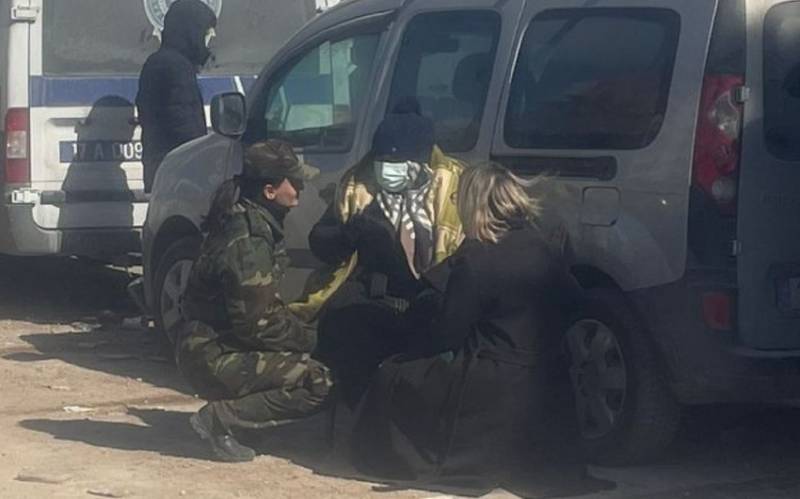 Azərbaycan psixoloqları zəlzələ bölgəsində yardım göstərir