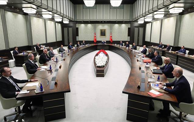 Türkiyədə nazirlər zəlzələ ilə bağlı toplanır