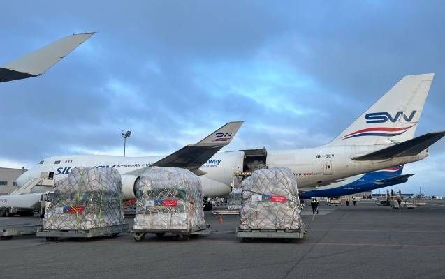 Mehriban Əliyevanın tapşırığı ilə daha bir humanitar yardım təyyarəsi Türkiyəyə yola düşdü - FOTOLAR