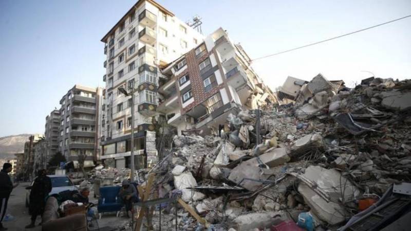 Zəlzələdən sonra daha bir podratçı qaçarkən yaxalandı
