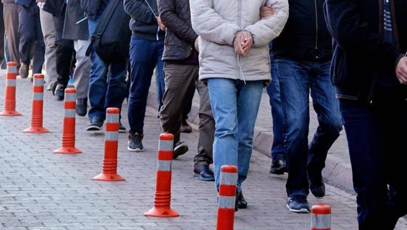İzmirdə DEAŞ-ın üzvləri saxlanıldı