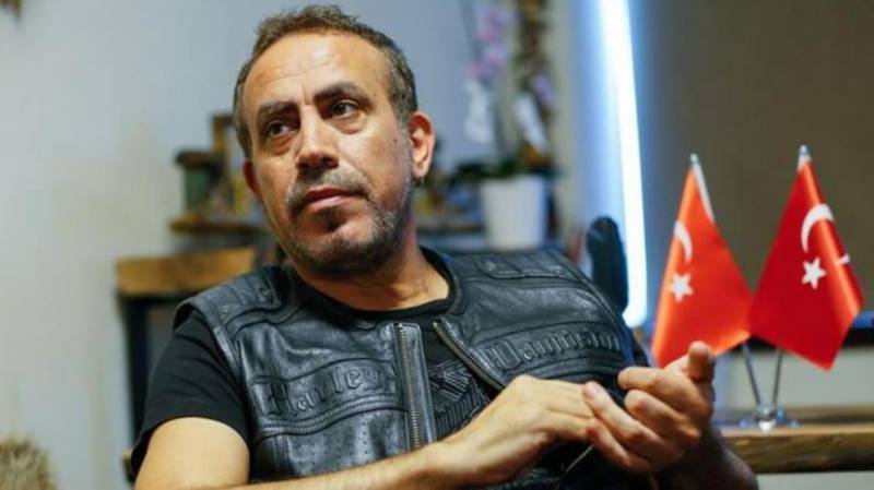 Haluk Levent Hatayda baş verən son zələlər haqqında yazdı: \"Bir çox bina dağıldı\" - FOTO
