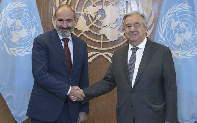 Quterreş və Paşinyan arasında telefon danışığı olub