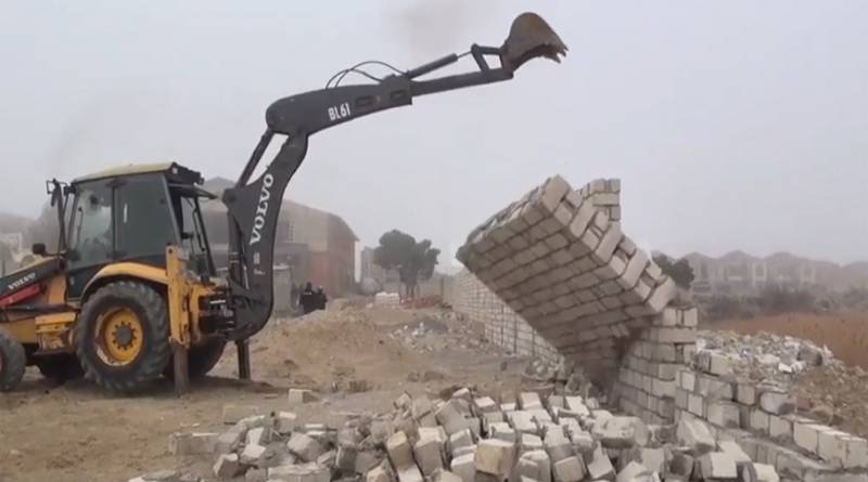 Daha bir qanunsuz tikinti sökülüb - FOTO