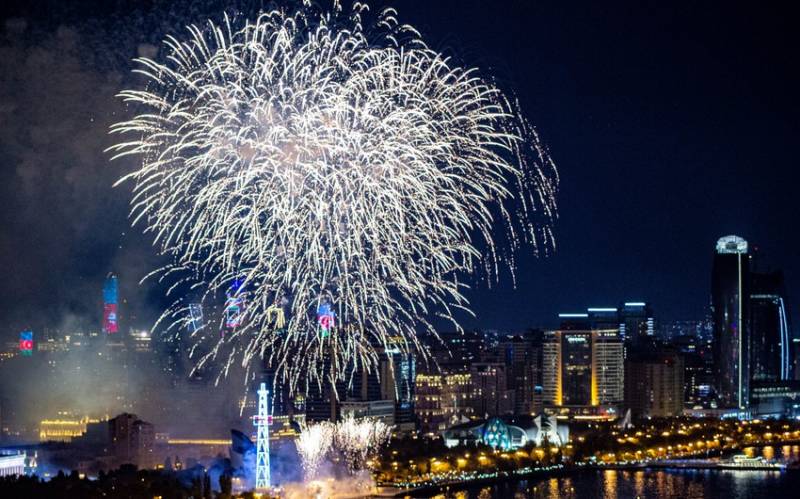 Bu gün Azərbaycanda Yeni il qeyd olunur