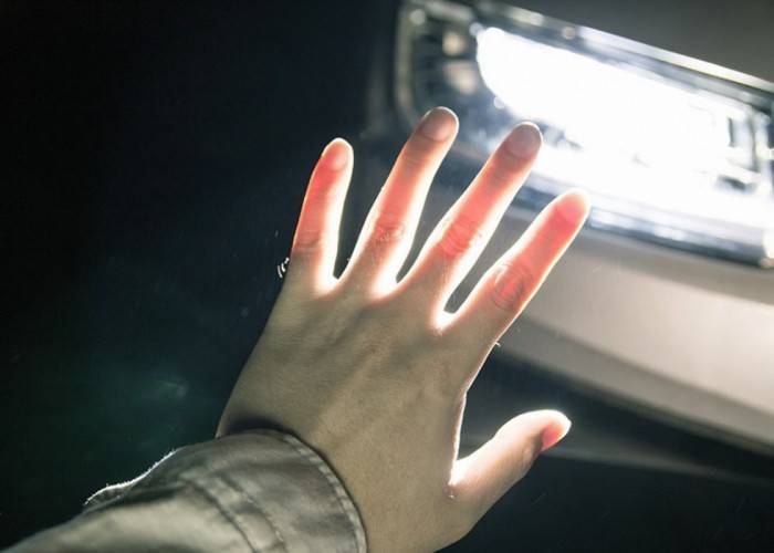 Qaxda piyadanı maşın vurub