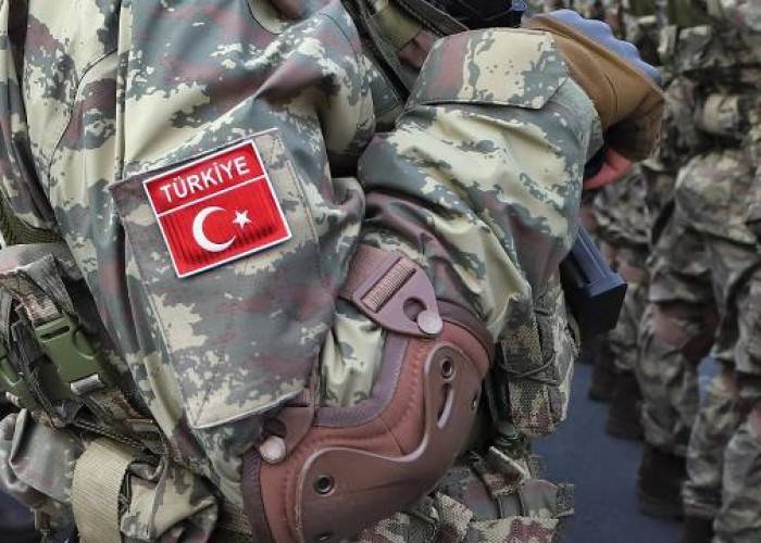 Türkiyə ordusunun hərbçiləri yol qəzasında həlak oldu