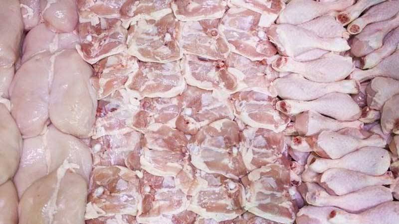 Bakıda it-pişik yemi olan toyuqlar əhaliyə satılır