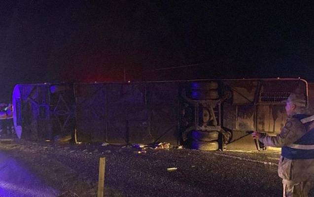 Sərnişin avtobusu aşdı - 5 ölü, 23 yaralı