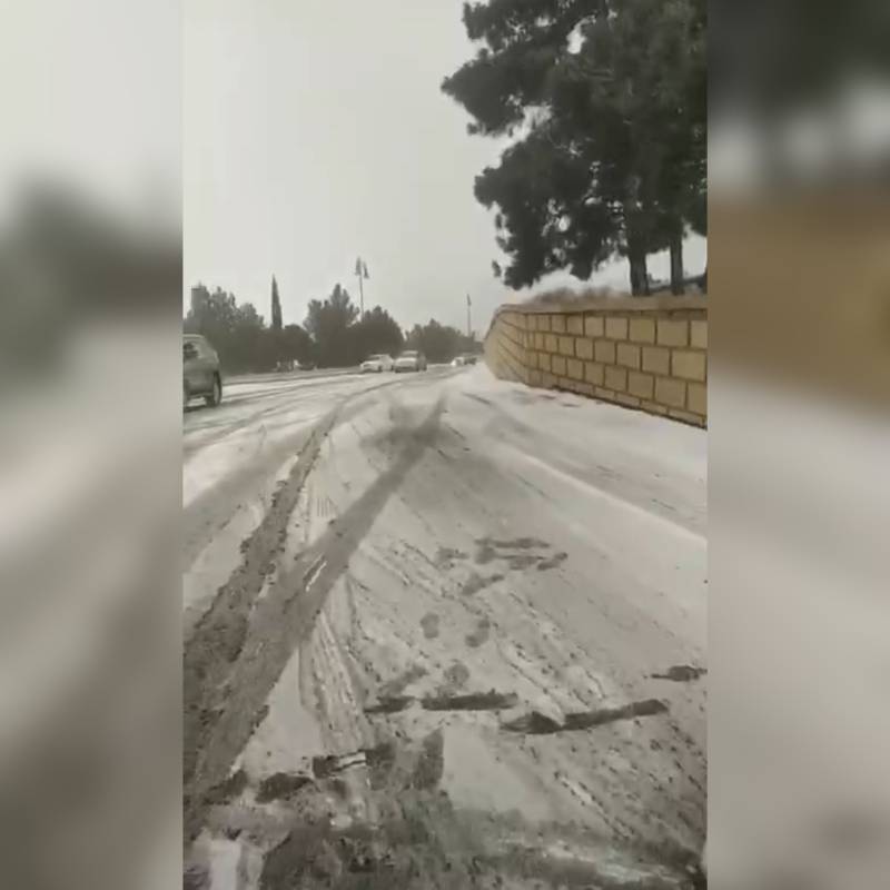 Paytaxtın bu hissəsində hərəkət dayandı - VİDEO