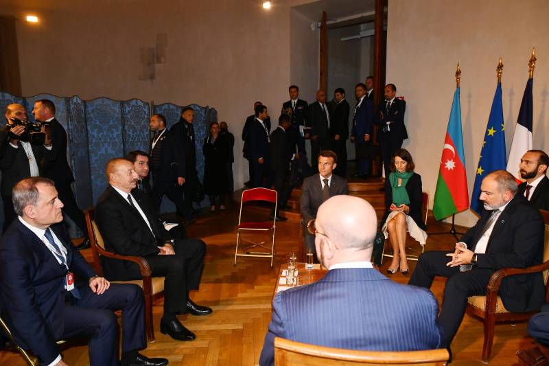 İlham Əliyev Praqa görüşünün detallarını açıqladı: \"Səhər saat 5-də...\"