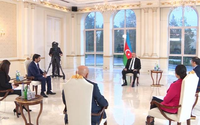 İlham Əliyev yerli televiziya kanallarına müsahibə verdi - YENİLƏNDİ (FOTO+VİDEO)