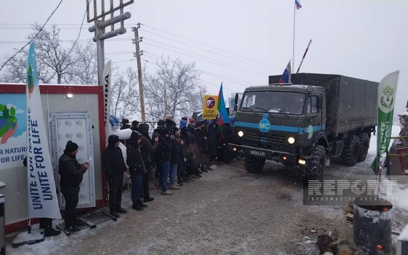 Xankəndi-Laçın yolunda sülhməramlıların daha bir avtomobil maneəsiz hərəkət edi -YENİLƏNİB