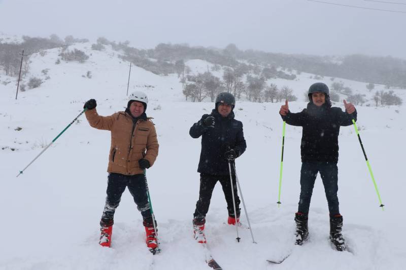 Milli Parkda yeni ekoloji marşrut üzrə xizək sürüldü - FOTOLAR